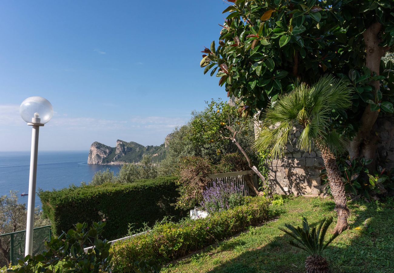 Villa a Nerano - Villa Helena close to the sea