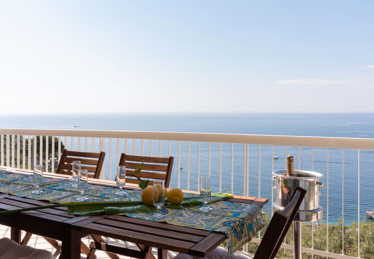 Villa a Nerano - Villa Helena close to the sea