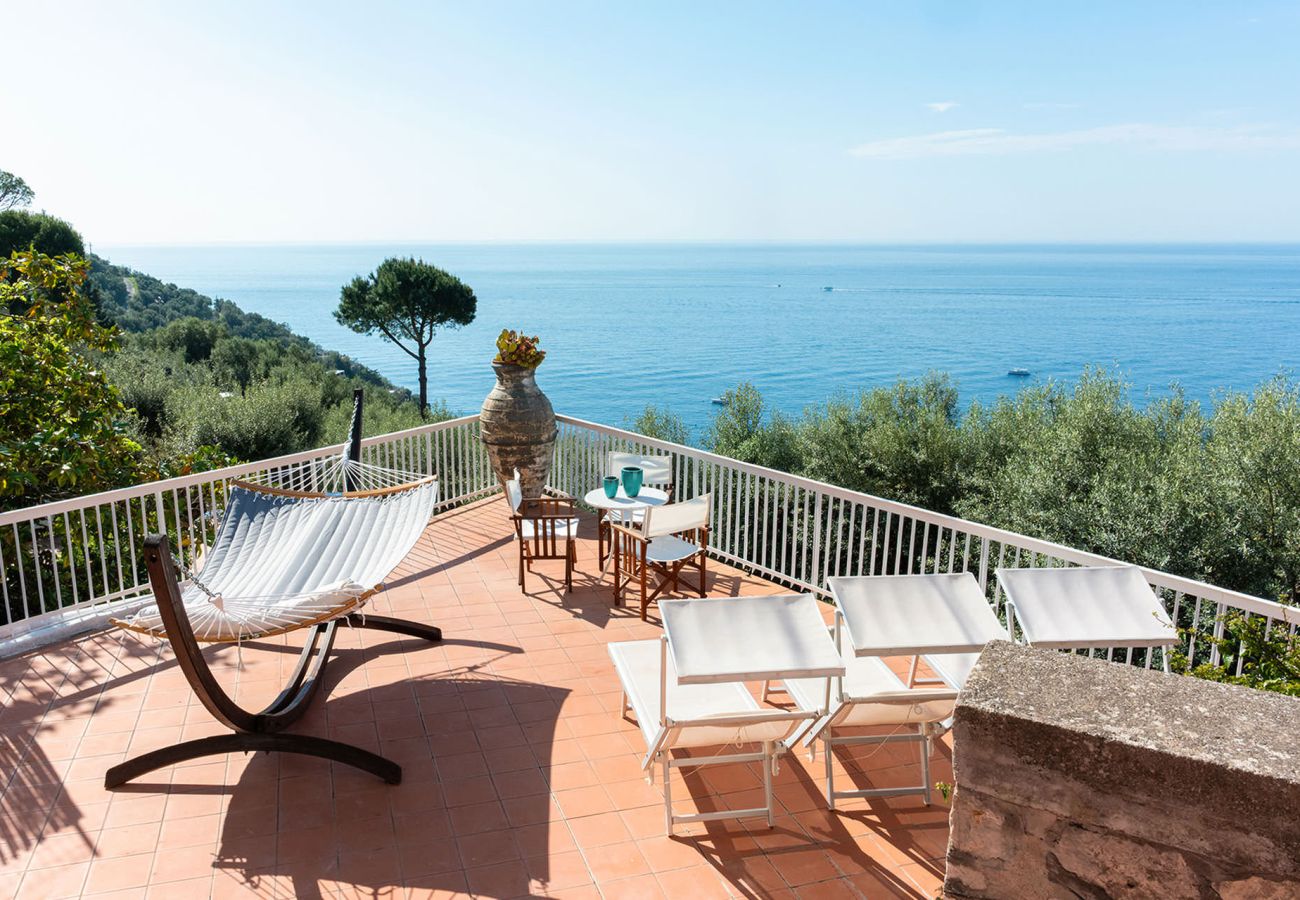 Villa a Nerano - Villa Helena close to the sea