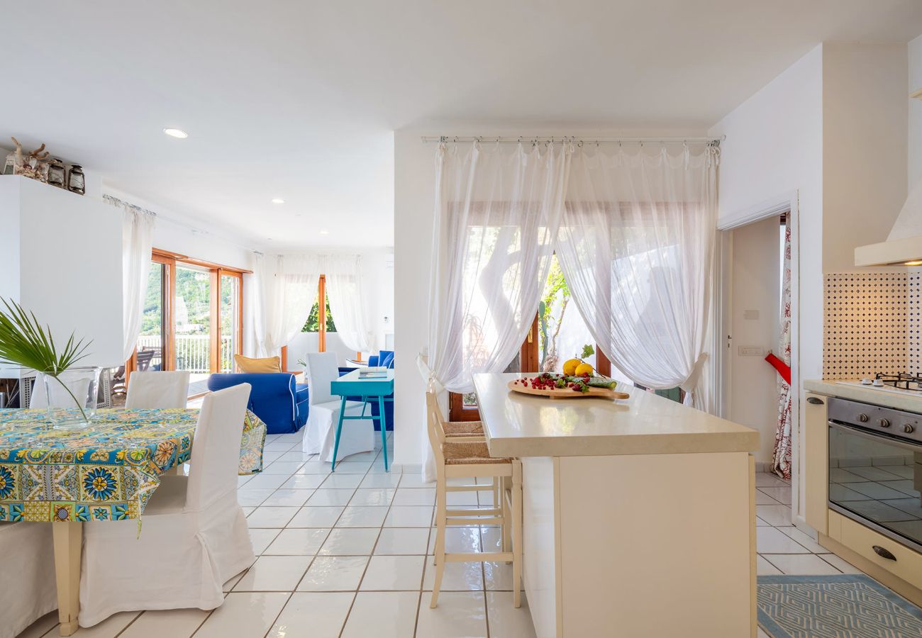 Villa a Nerano - Villa Helena close to the sea