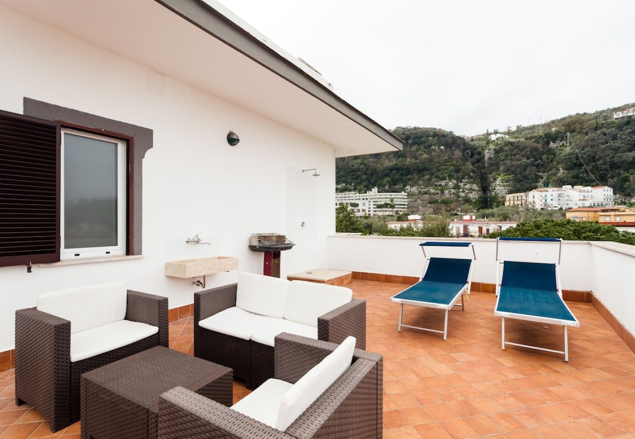 Apartment in Sorrento - Casa Di Aria sea view and pool in Sorrento centre