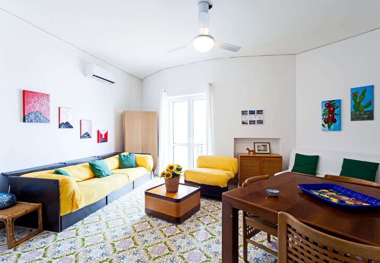 Apartment in Sorrento - Casa Di Aria sea view and pool in Sorrento centre