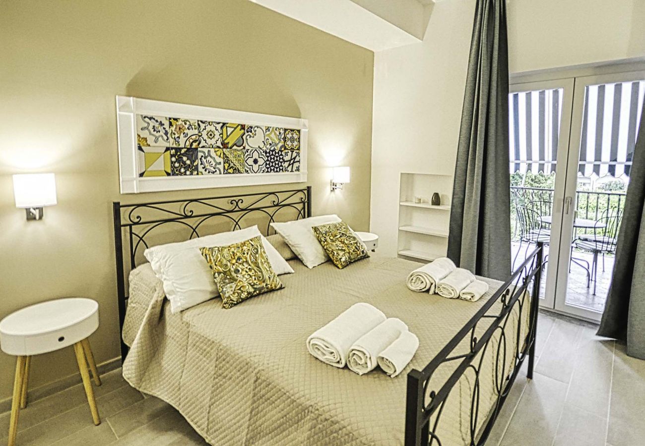Apartment in Sorrento - Casa Arthemisia