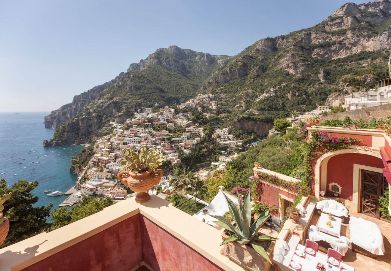 Villa in Positano - Villa Cardinali luxurious stay in Positano