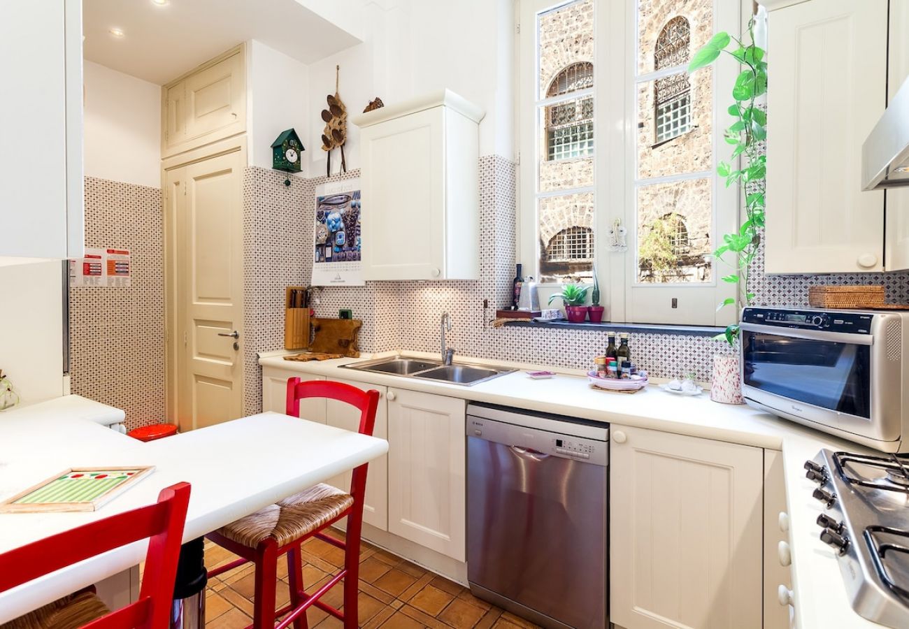 Apartment in Sorrento - Casa Rossella in Sorrento historical center