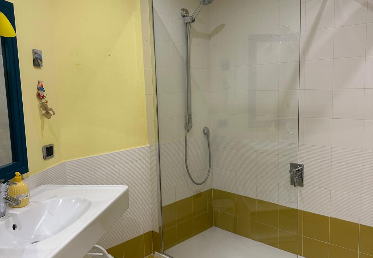 Apartment in Sorrento - Casa Rossella in Sorrento historical center