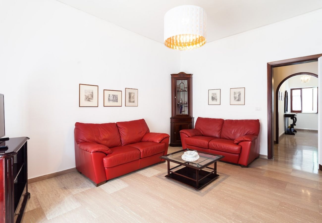 Apartment in Sorrento - Casa Nina in Sorrento center