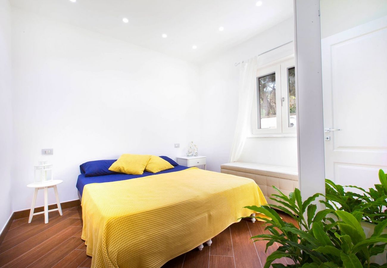 Villa in Termini - Villa del Brigante with private pool and sea view