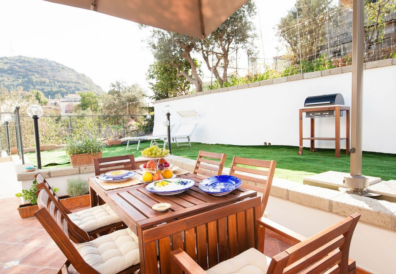 Villa in Termini - Villa del Brigante with private pool and sea view