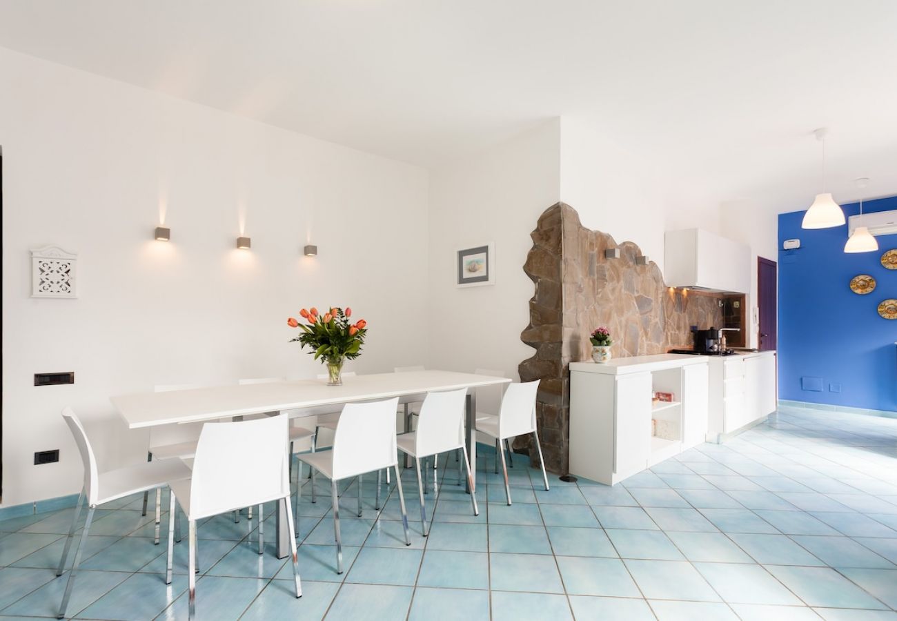 Villa in Priora - Villa Angela with private pool and sea view