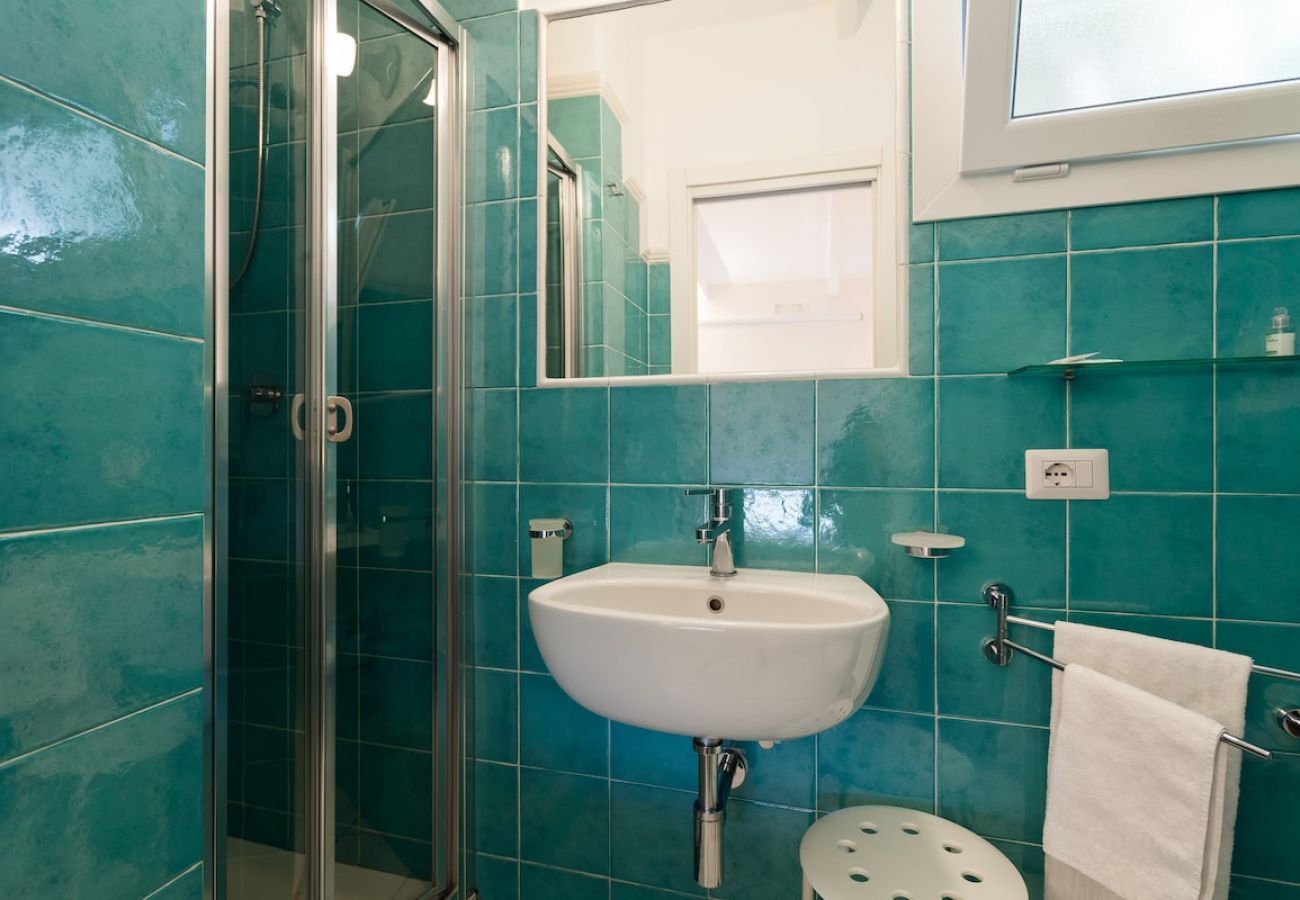 Villa in Priora - Villa Angela with private pool and sea view