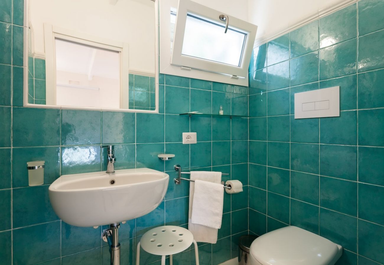 Villa in Priora - Villa Angela with private pool and sea view