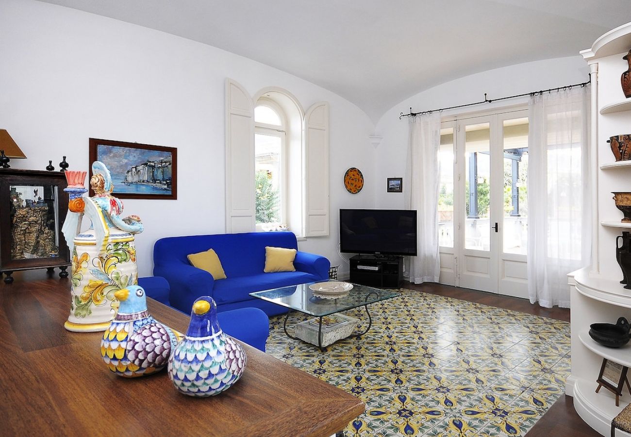 Villa in Sant´Agnello - Villa Crawford luxury and charming in S.Agnello
