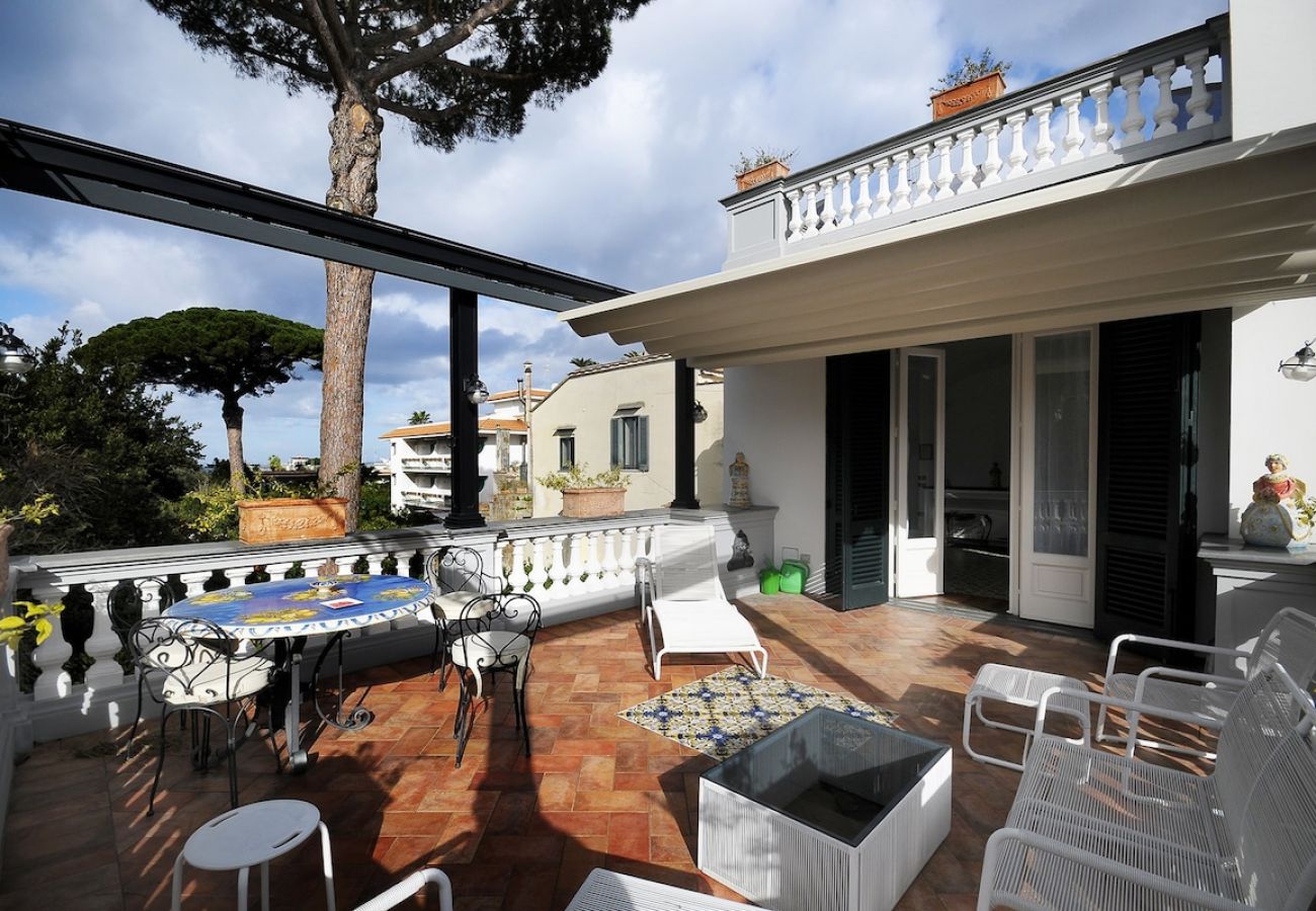 Villa in Sant´Agnello - Villa Crawford luxury and charming in S.Agnello