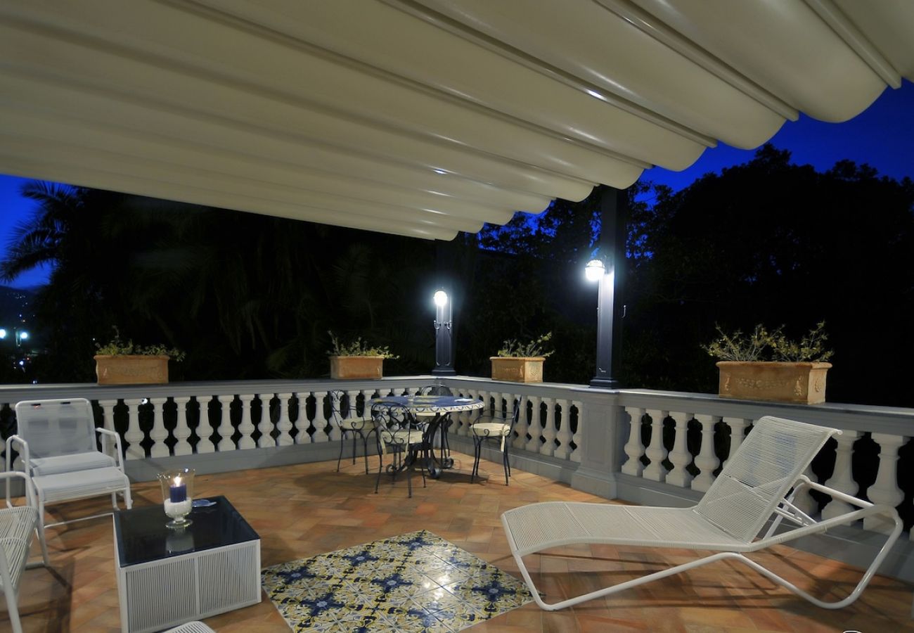 Villa in Sant´Agnello - Villa Crawford luxury and charming in S.Agnello
