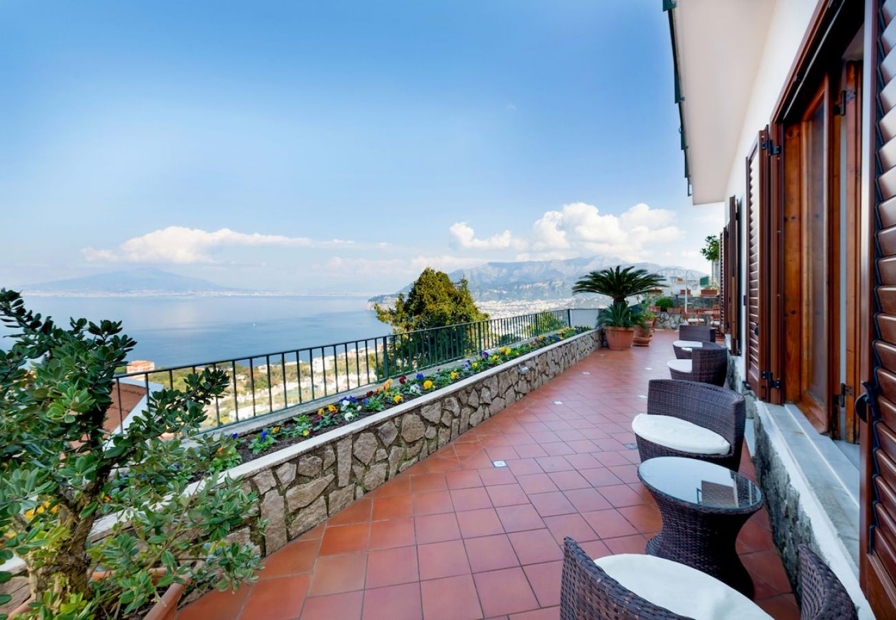 House in Priora - Casa Jasmine with magnificent view