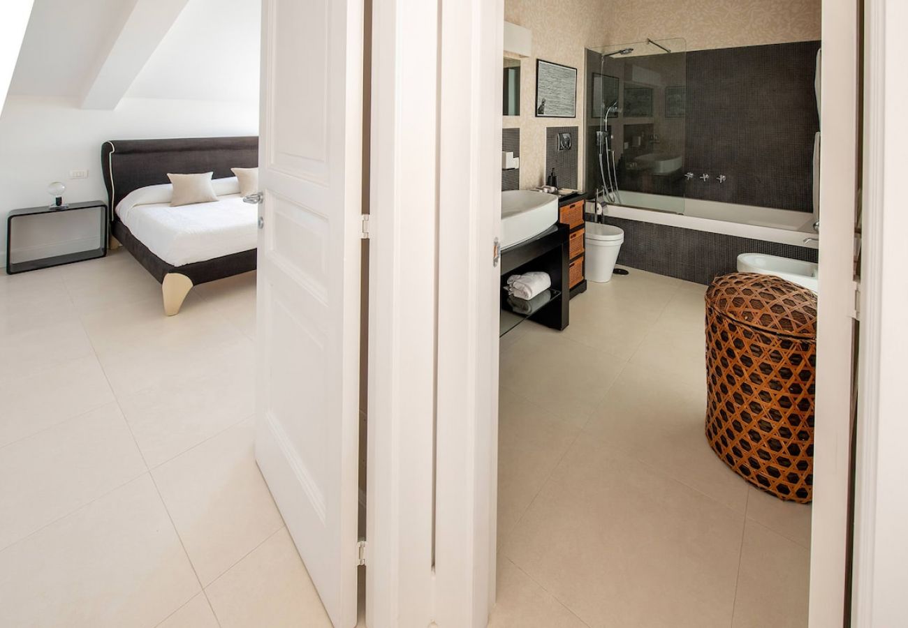 House in Massa Lubrense - Casa Victoria luxury house with private jacuzzi