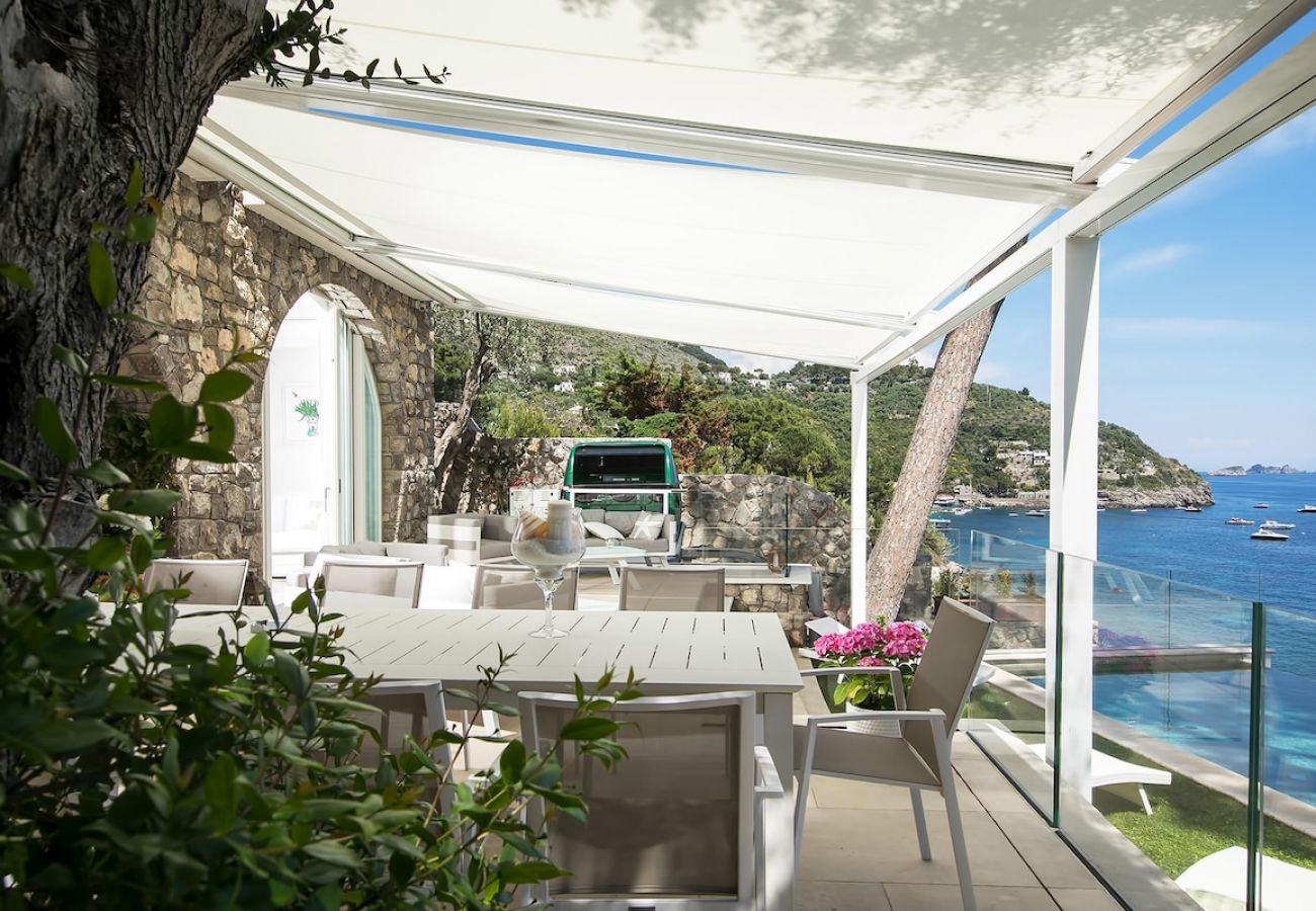 Villa in Nerano - Villa Jeranto on the sea with infinty pool