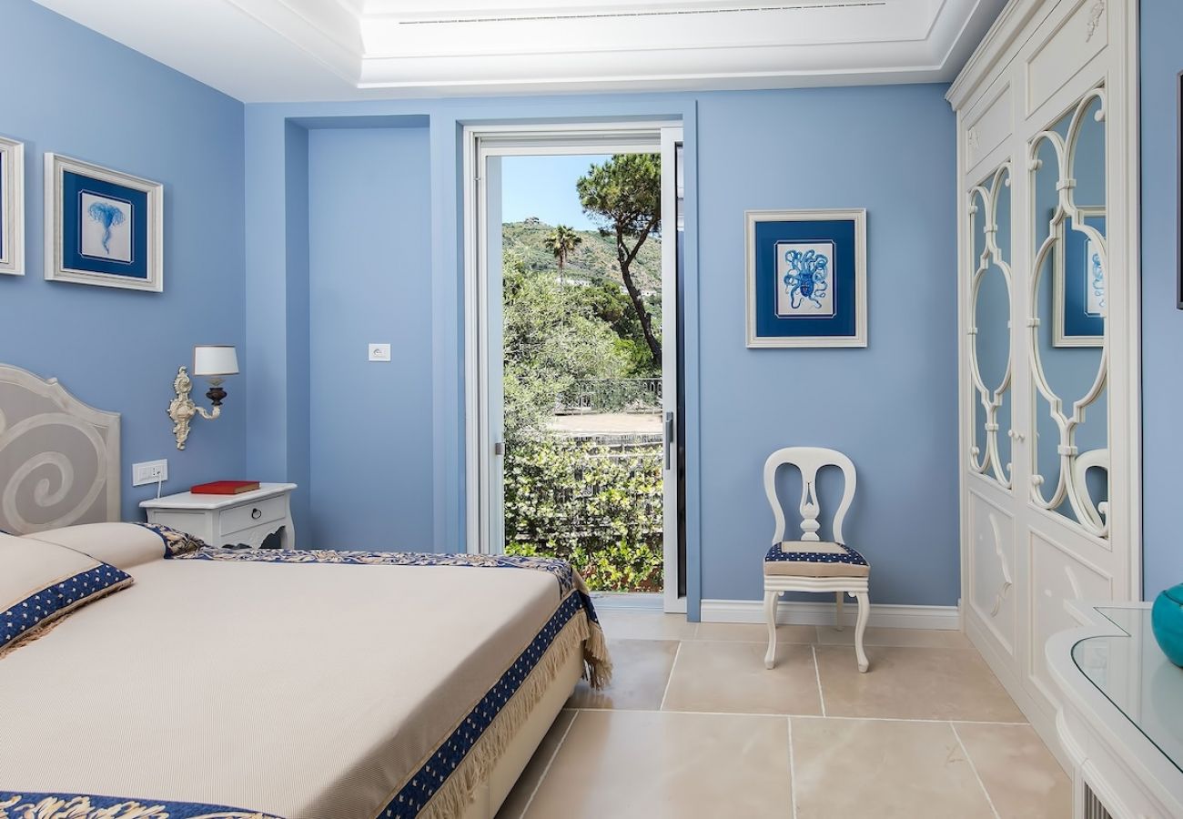 Villa in Nerano - Villa Jeranto on the sea with infinty pool