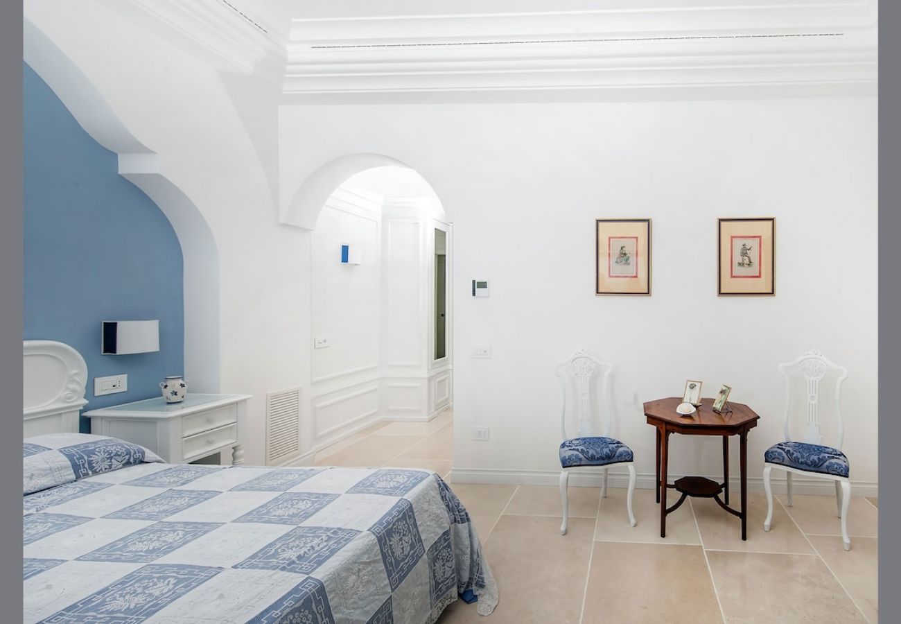 Villa in Nerano - Villa Jeranto on the sea with infinty pool