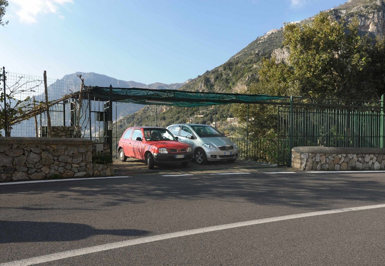 Villa in Positano - Villa Valery with amazing view close to the beach
