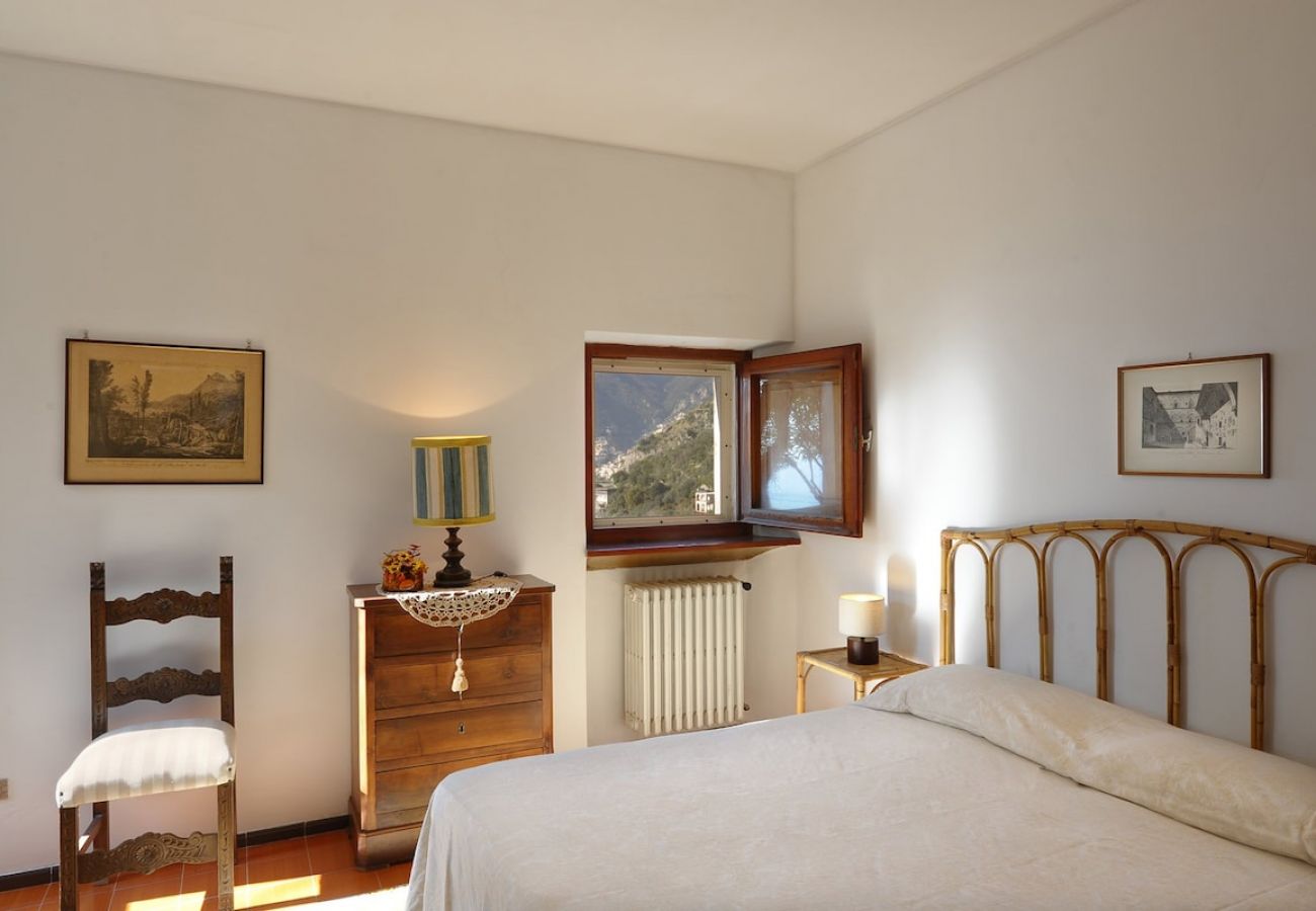 Villa in Positano - Villa Valery with amazing view close to the beach
