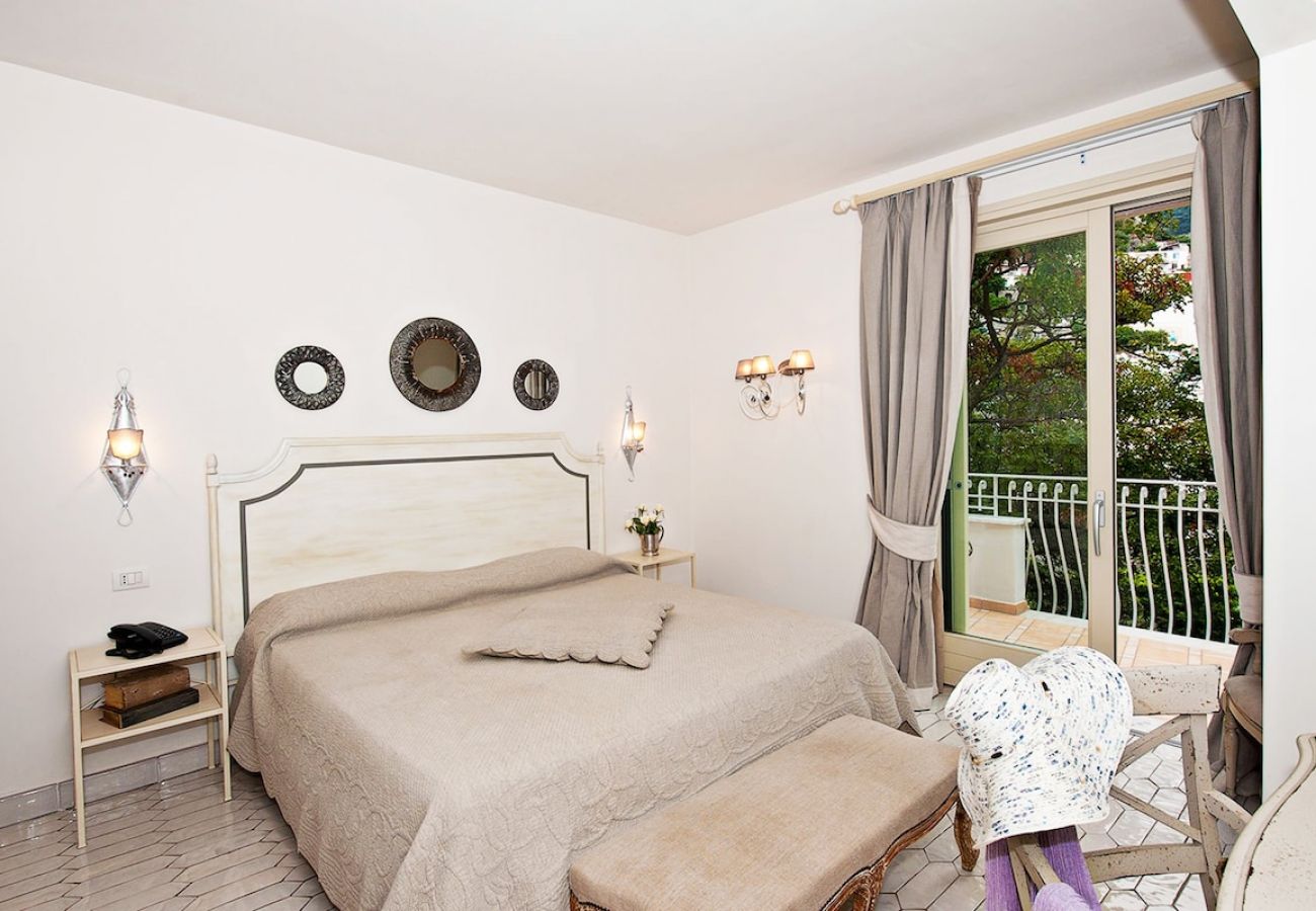 Villa in Positano - Villa Mora  with sea view and private pool