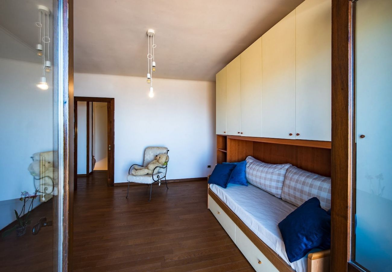 Villa in Priora - Villa Milena with Pool and sea view