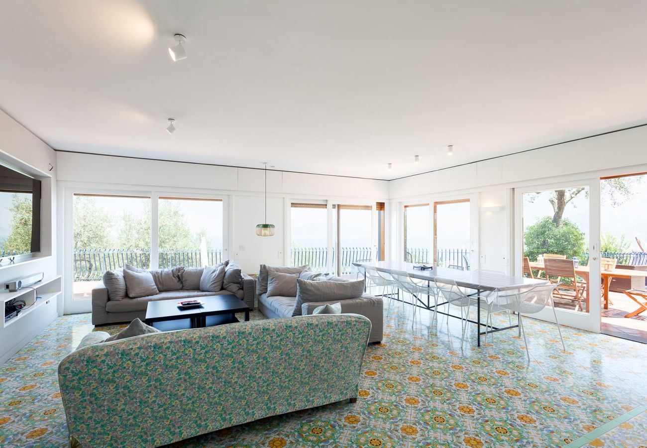 Villa in Sorrento - Villa Daddy with sea view and private pool