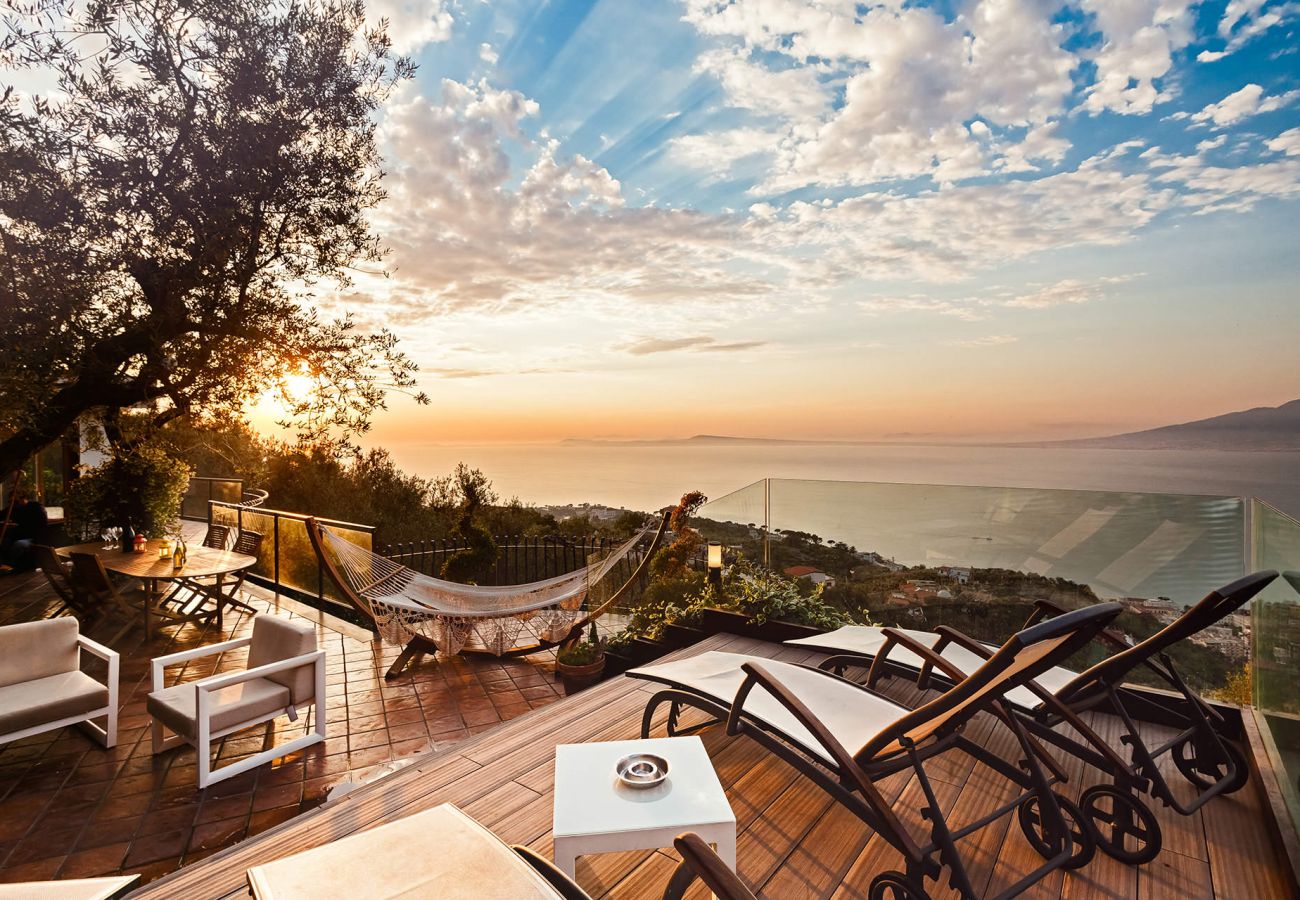 Villa in Sorrento - Villa Daddy with sea view and private pool