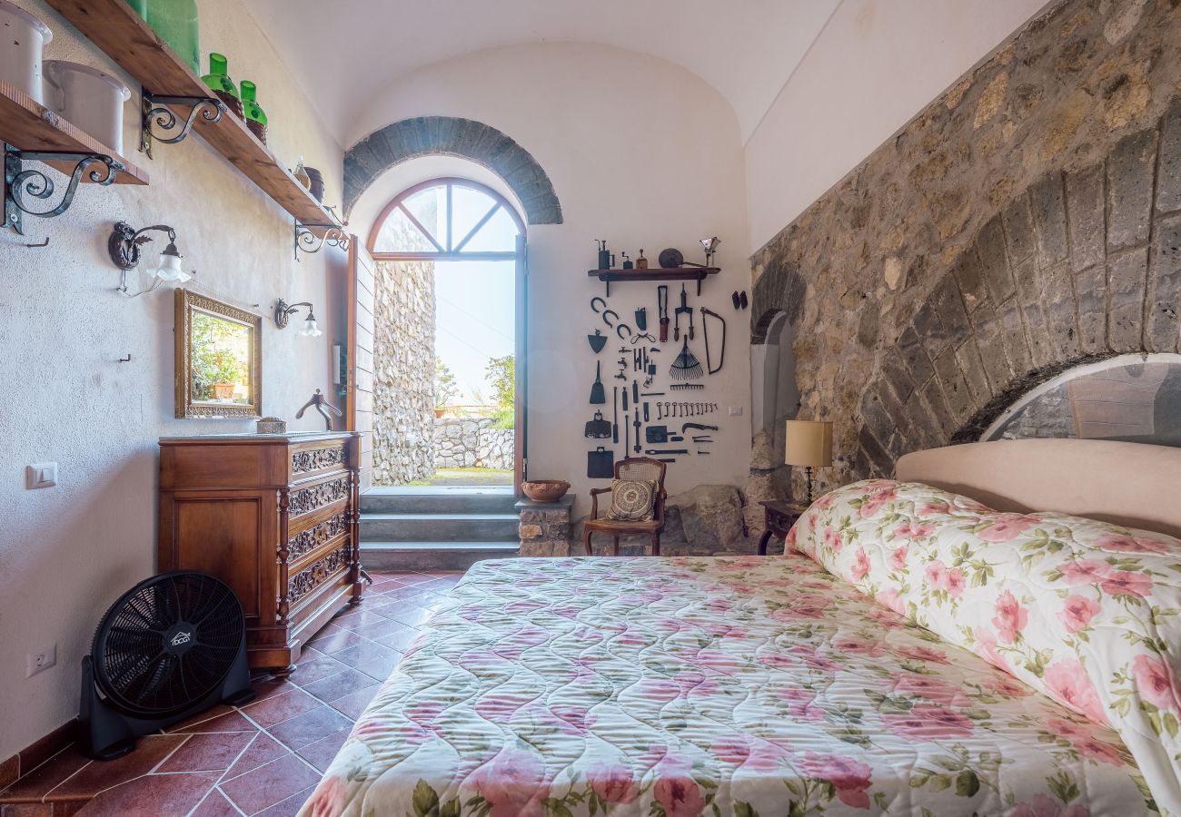 Apartment in Massa Lubrense - Casa Valeria in the countryside