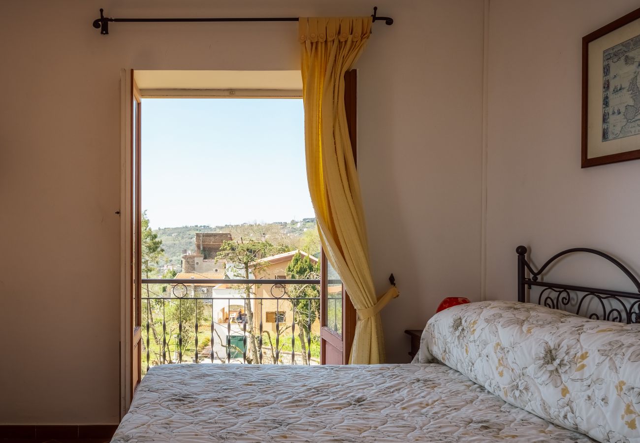 Apartment in Massa Lubrense - Casa Li Galli with sea view