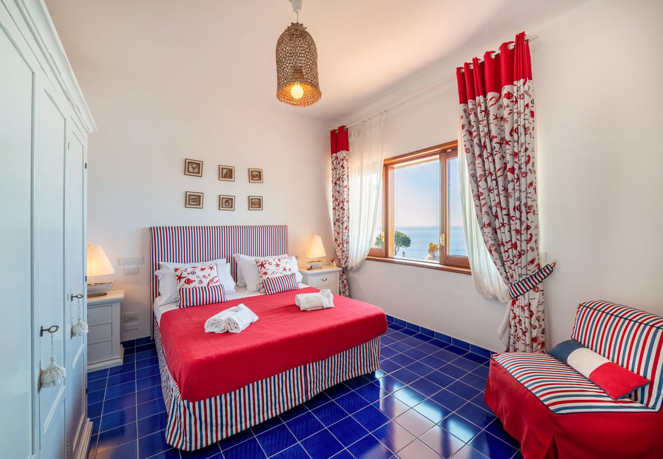 Villa in Nerano - Villa Helena close to the sea