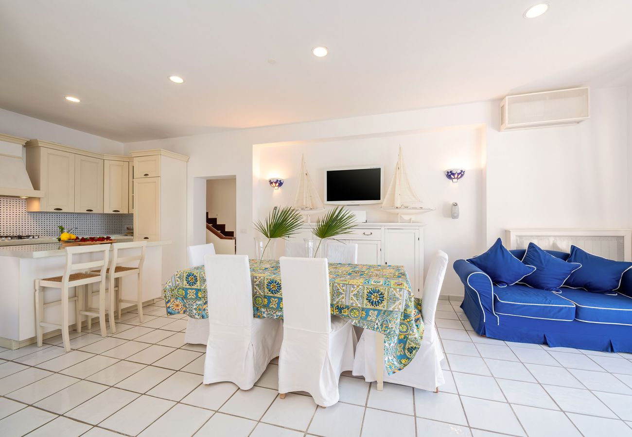Villa in Nerano - Villa Helena close to the sea