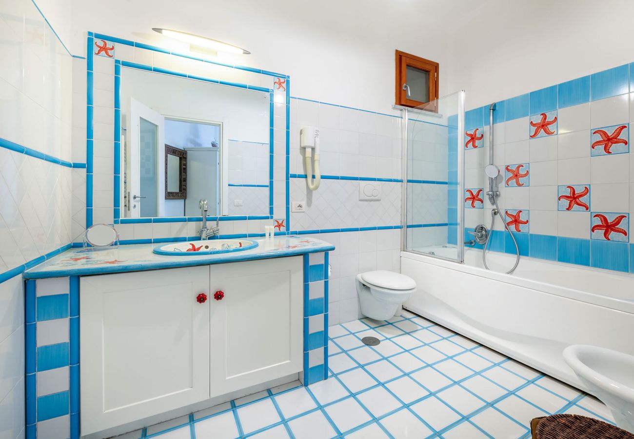 Villa in Nerano - Villa Helena close to the sea